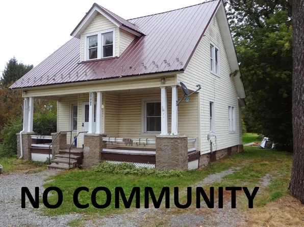 1002 Main St, Newfoundland, PA 18445