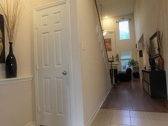 3rd image of 12550 Blinnwood Ln