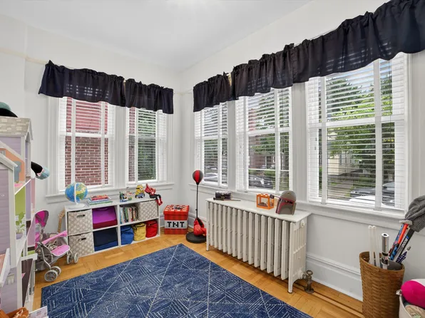 131 East 238th Street image 2 of 37