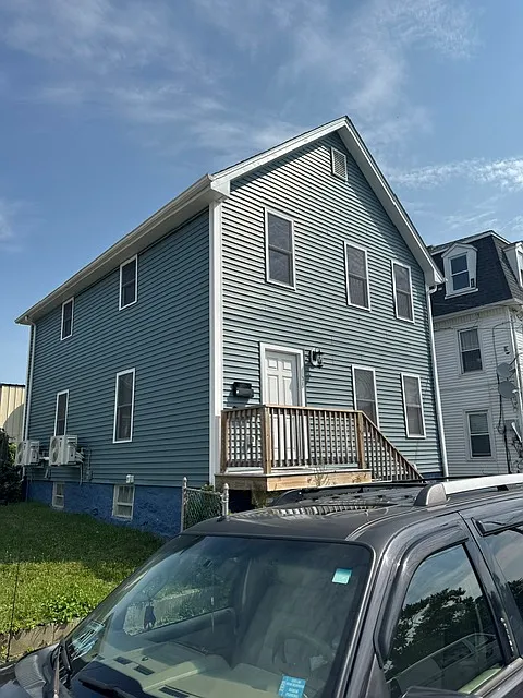 31 Hicks St #2