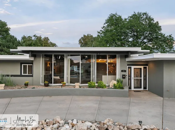 91 Magnolia St, Casper, WY 82604