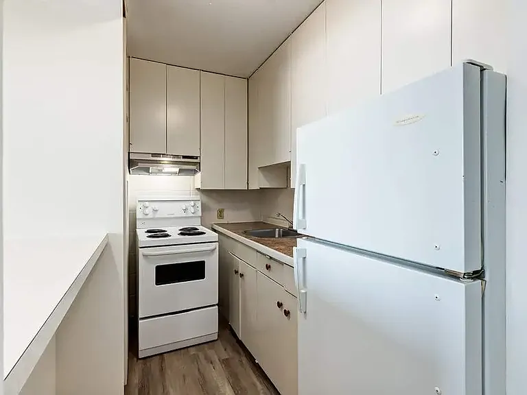 1261 4th Ave S #4G — Photo 9