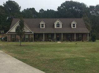 104 Kelly Ln, Troy, AL 36079