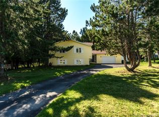 5 Bel Air Ave, Rothesay, NB E2E 4Y1