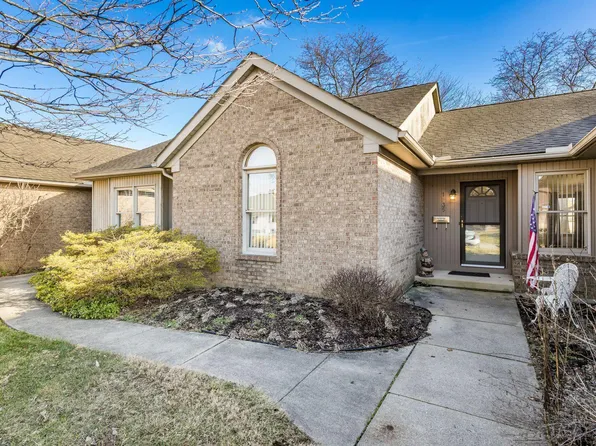 1235 Langland Dr, Columbus, OH 43220