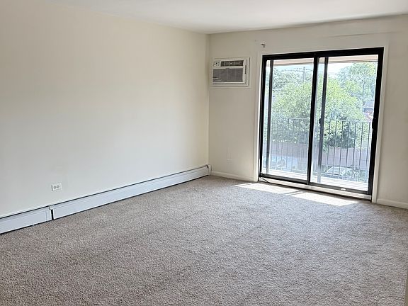 5th image of 3511 N Central Rd #301