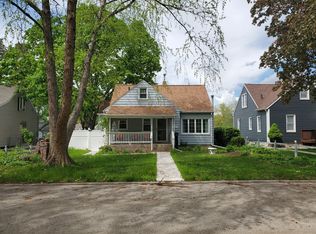 817 Bourland Ave, Waterloo, IA 50702