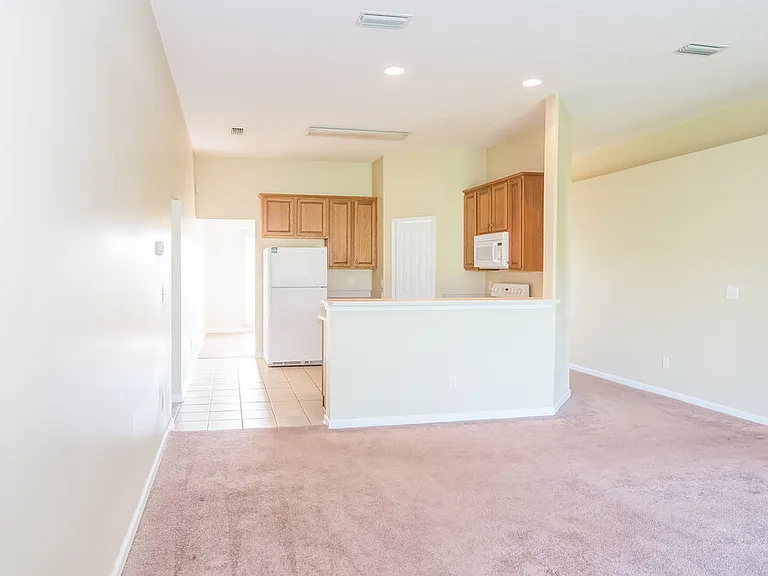 11614 Rainbow Springs Ct — Photo 4