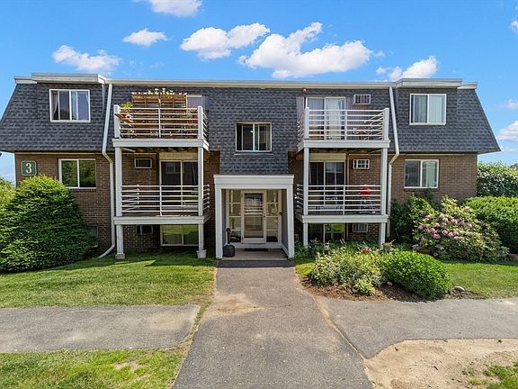 2nd image of 145 Essex Ave APT 309