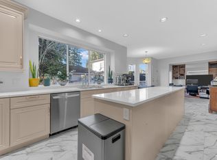 6835 Heather St, Vancouver, BC V6P3P5