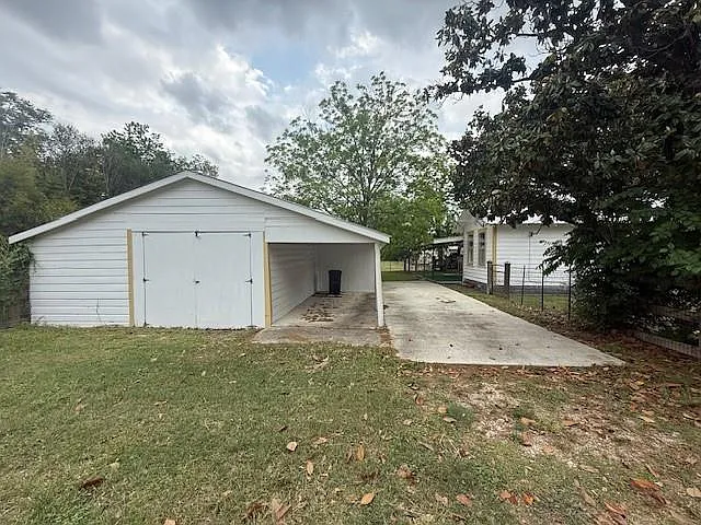 220 N Main St — Photo 13
