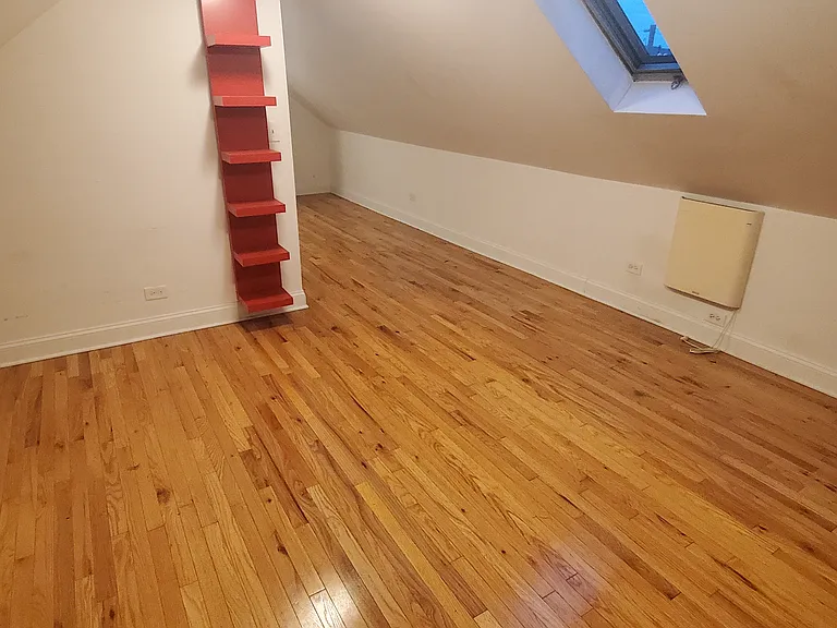 1827 S May St #4 — Photo 8