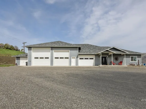 West Clarkston-Highland Clarkston Luxury Homes For Sale - 91 Homes | Zillow