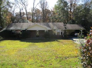 8006 S Pinewood Dr, Pine Bluff, AR 71603
