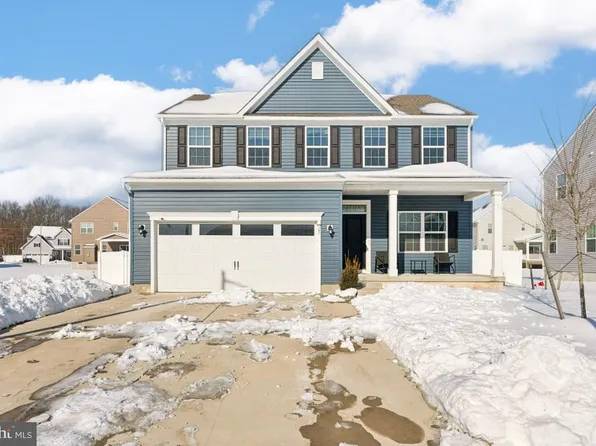 25 Matthews St, Williamstown, NJ 08094