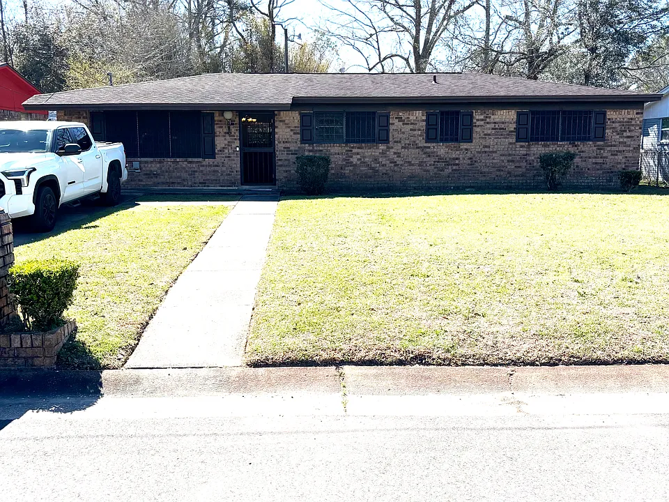 1515 Channing Pl