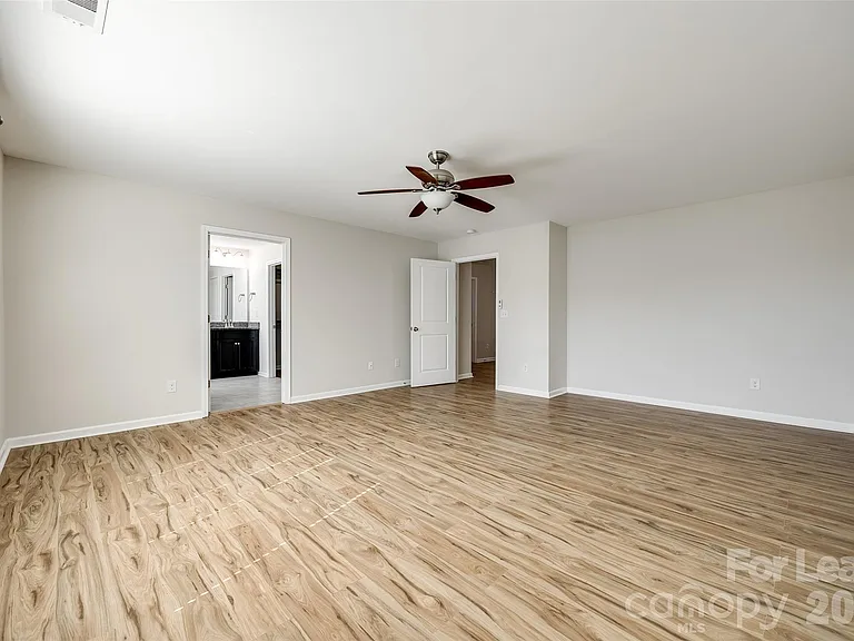 1412 Bramblewood Dr — Photo 23