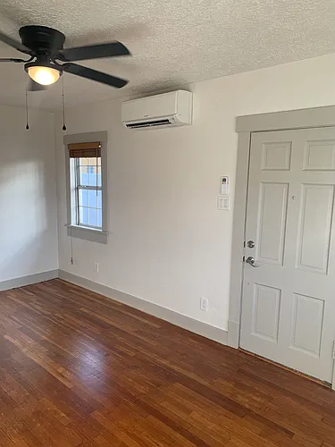 Charming 1 Bedroom in the Heart of East Downtown Photo 1 Charming 1 Bedroom in the Heart of East Downtown Photo 1