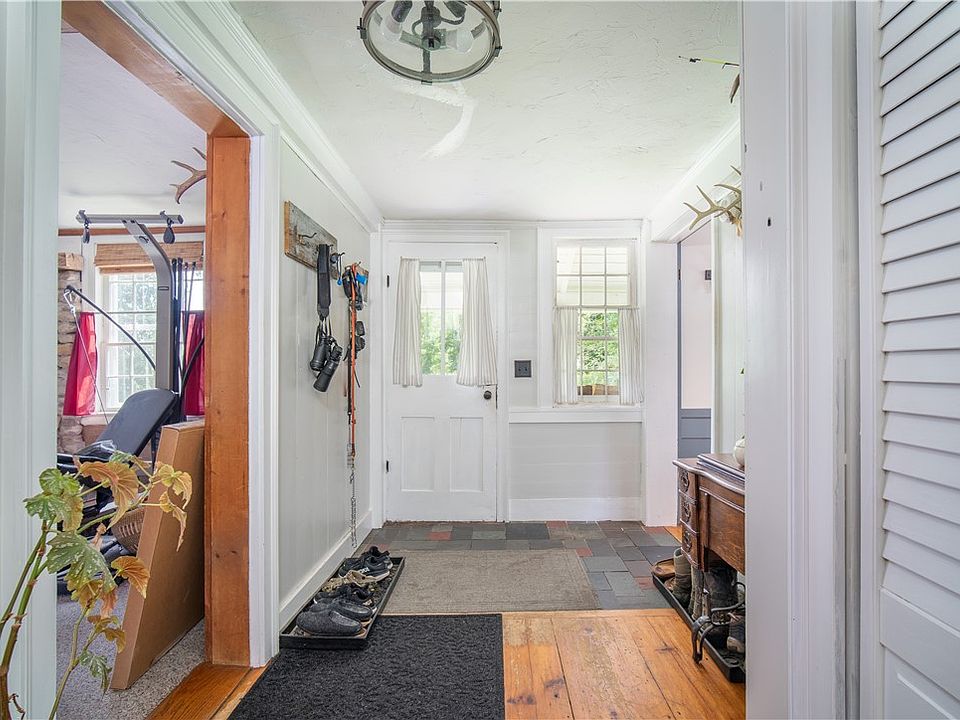 7894 Kellogg Rd Springwater, NY, 14560 Apartments for Rent Zillow