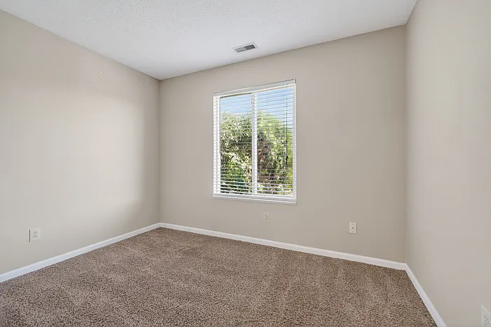 9833 Worthington Blvd — Photo 23