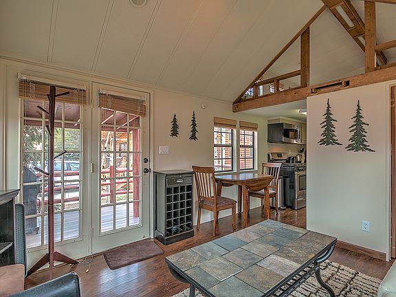 3rd image of 85 Revett Dr #65