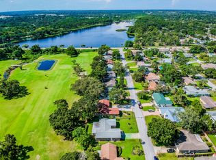 573 Pinecrest Dr, Largo, FL 33770