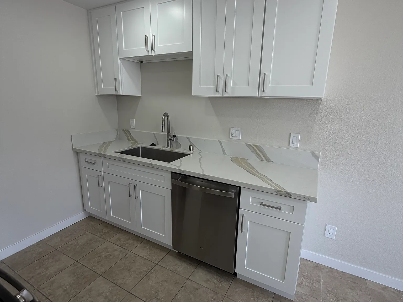 1 bed, 600 sqft, $2,297 — Photo 1