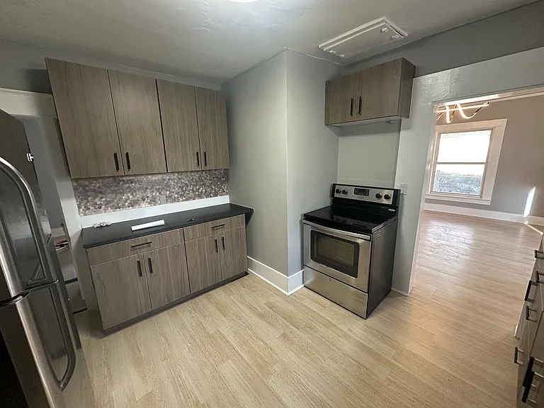 3934 Fisher St — Photo 22