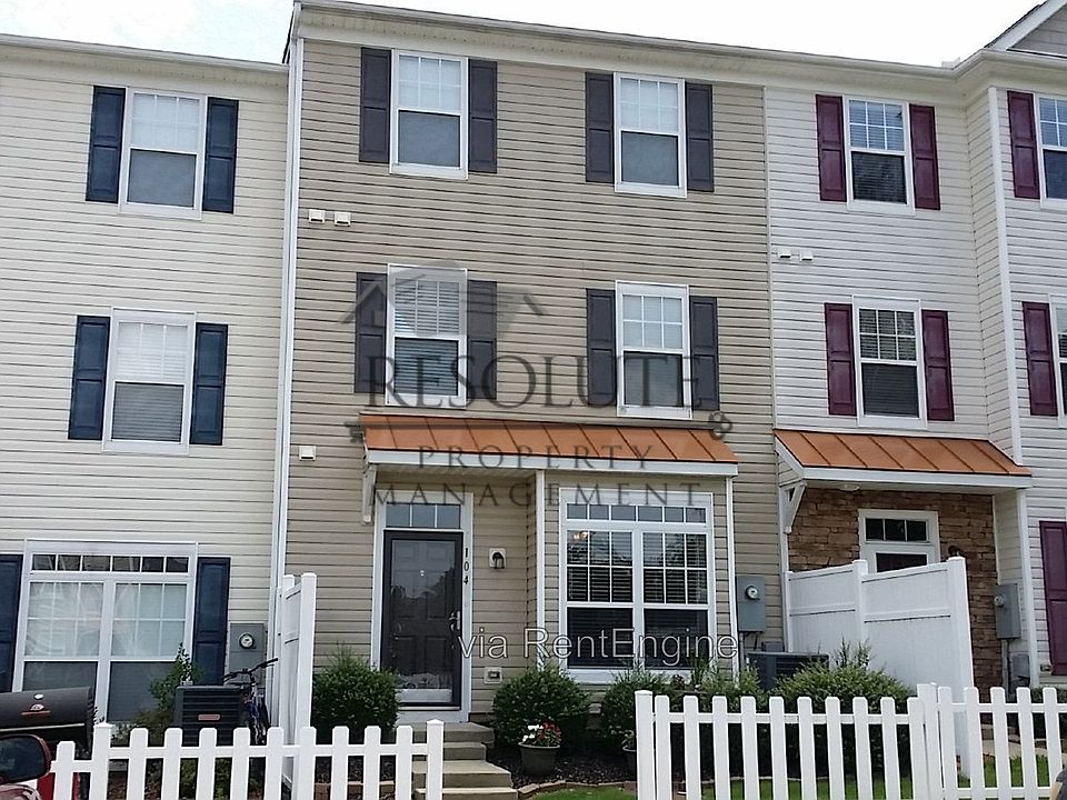 1st image of 2210 Valley Edge Dr Unit 104