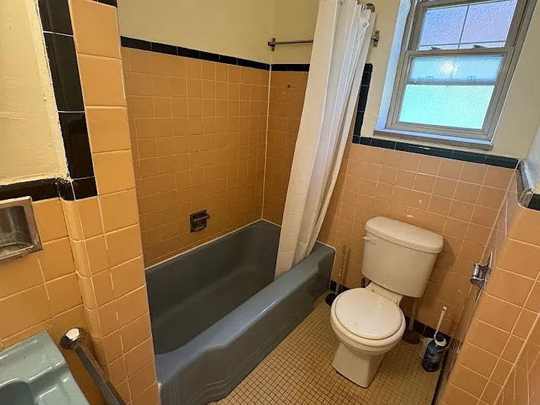 5506 Fifth Avenue — Photo 71