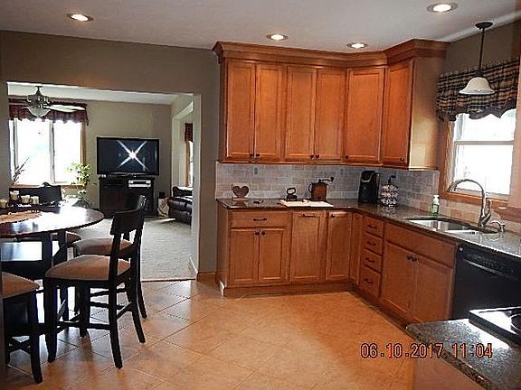5th image of 3548 Youngwood Dr