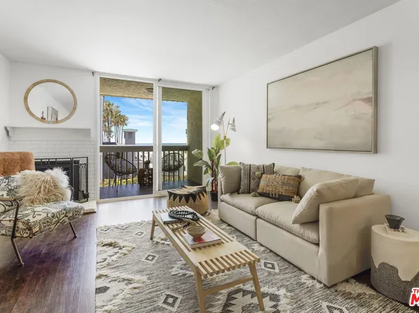 22 Navy St APT 205, Venice, CA 90291