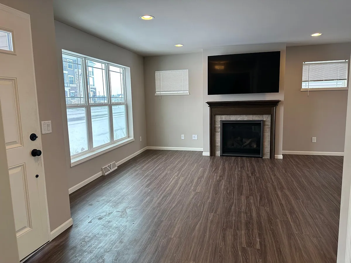 Building Photo - 1851 Summerfield Way