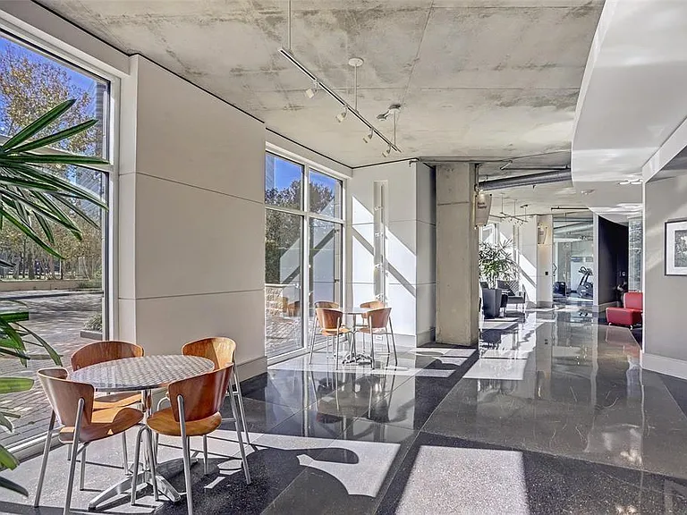 1901 Post Oak Blvd #3503 — Photo 45