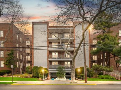100 Brooklyn Avenue #2e, Freeport, NY, 11520
