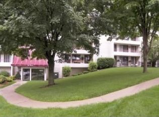 625 19th St NW APT 207, Rochester, MN 55901