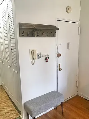 Rented by Compass | media 25