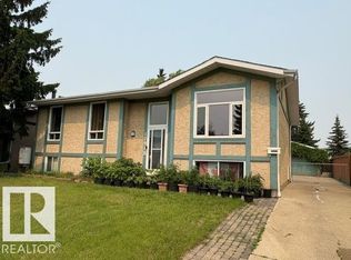 17918 63a Ave NW, Edmonton, AB T5T2J2