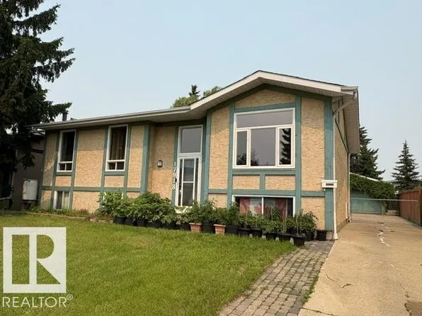 17918 63a Ave NW, Edmonton, AB T5T 2J2