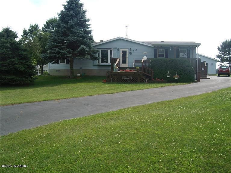 1st image of 587 W Shore Dr