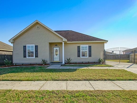 2nd image of 5937 Three Oaks Ct