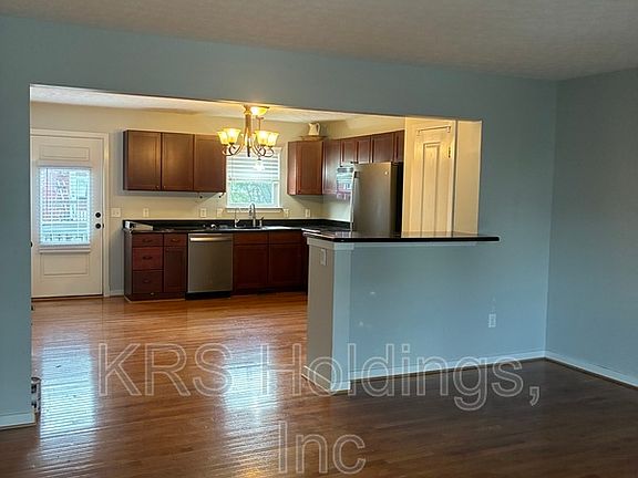 3rd image of 1234 Poets Ct