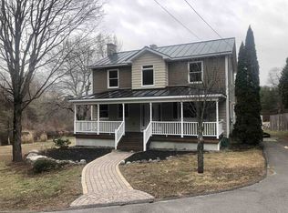 454 Elm St, Goffstown, NH 03045