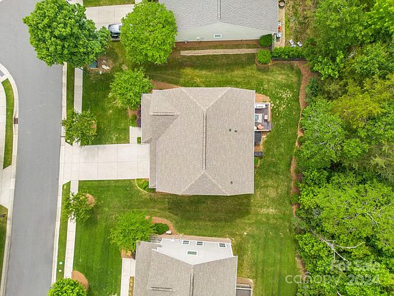 5th image of 14917 Boudins Ln