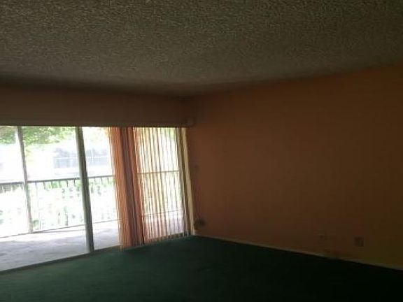 4th image of 3013 N Oakland Forest Dr APT 201
