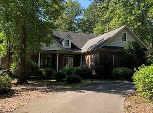 1949 Duffers Ln, Sanford, NC 27332