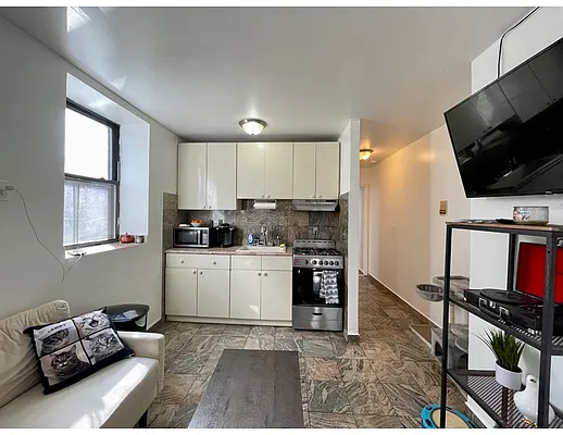 Rented by Mauro Bros Real Estate Services LLC | media 26