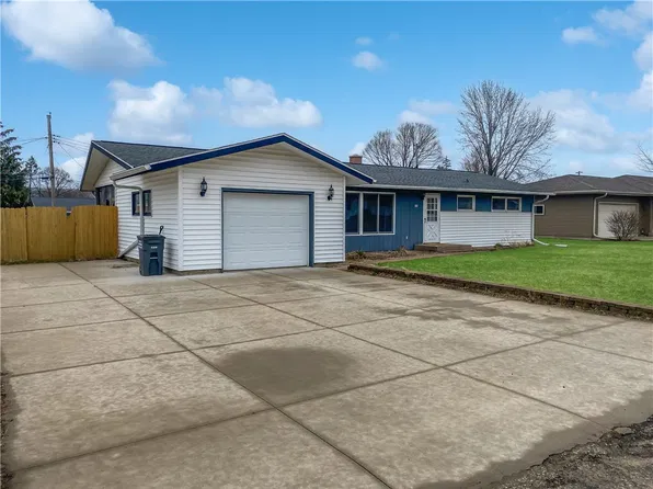 518 E Olson Street, Blair, WI 54616