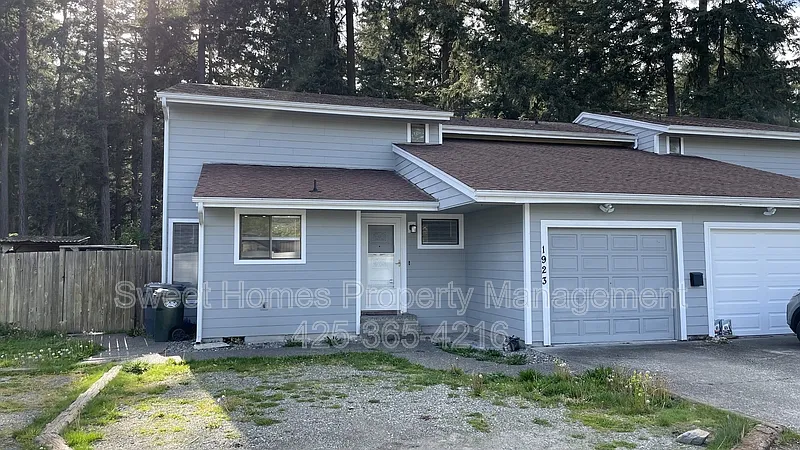 3 bed, 2.0 bath, 1590 sqft, $2,600 — Photo 1