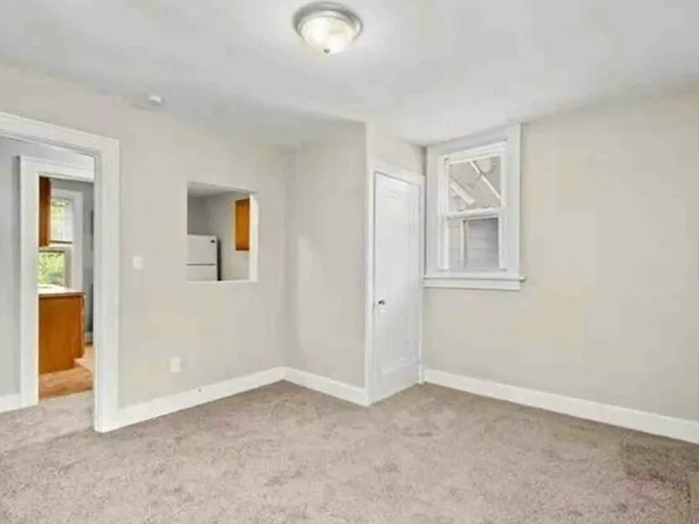 246 W Steuben St #2 — Photo 7